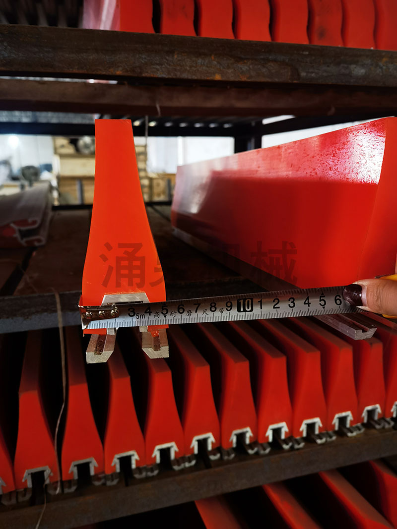 ���ݾ۰����ε�